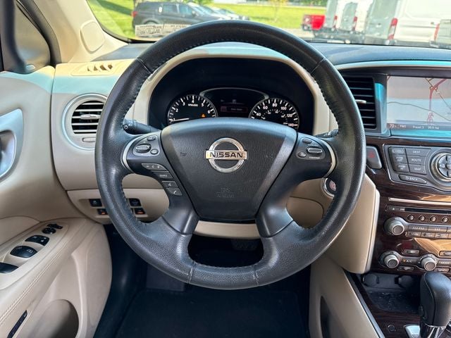 2016 Nissan Pathfinder Platinum