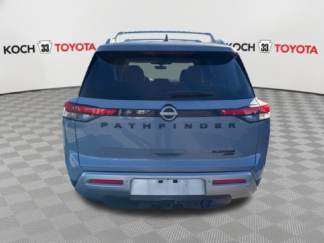 2023 Nissan Pathfinder Platinum
