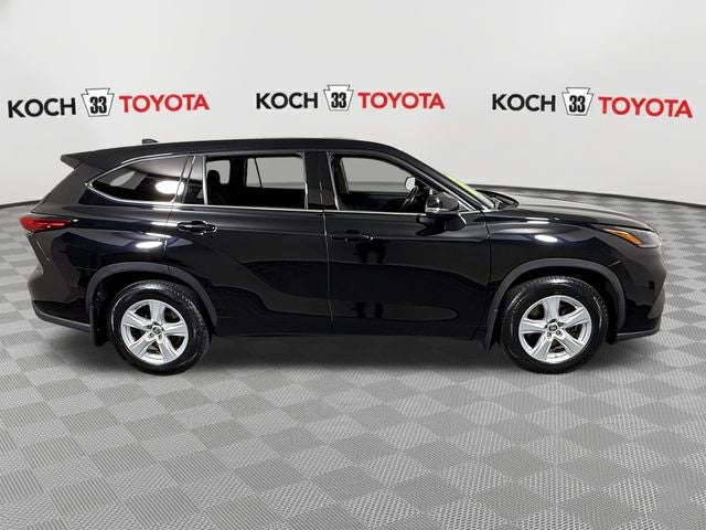 2021 Toyota Highlander LE