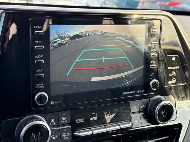 2021 Toyota Highlander LE