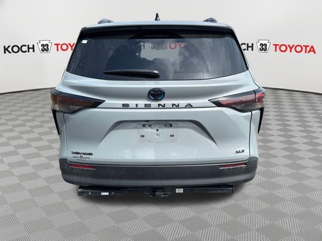 2025 Toyota Sienna Woodland Edition 7 Passenger