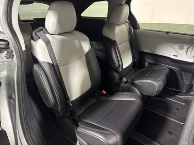 2025 Toyota Sienna XSE 7 Passenger