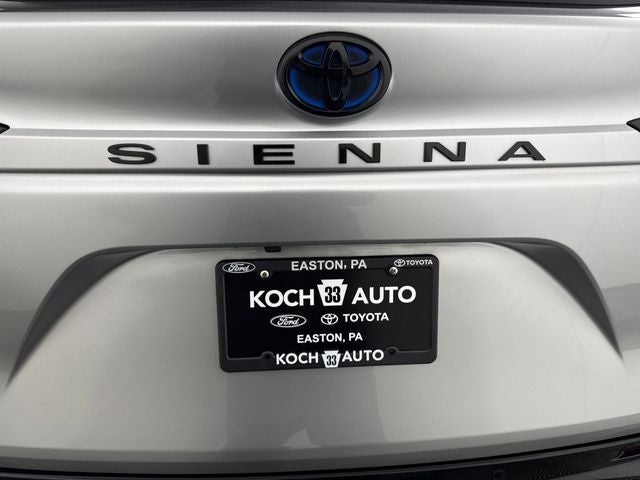 2025 Toyota Sienna XSE 7 Passenger