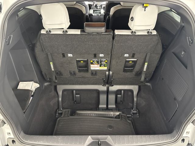 2025 Toyota Sienna XSE 7 Passenger