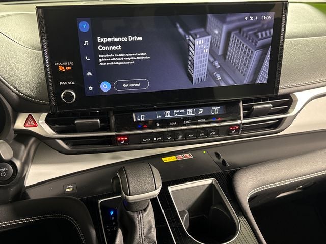 2025 Toyota Sienna XSE 7 Passenger