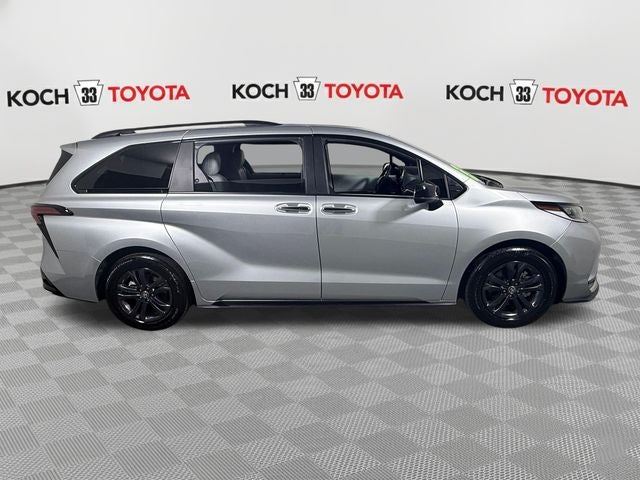 2025 Toyota Sienna XSE 7 Passenger