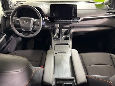 2023 Toyota Sienna XSE 7 Passenger
