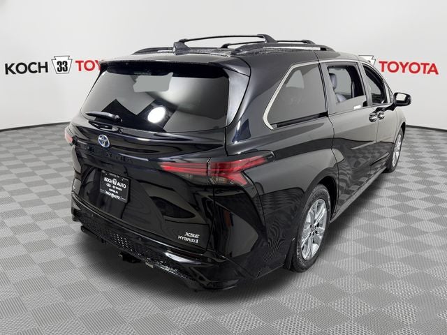2023 Toyota Sienna XSE 7 Passenger