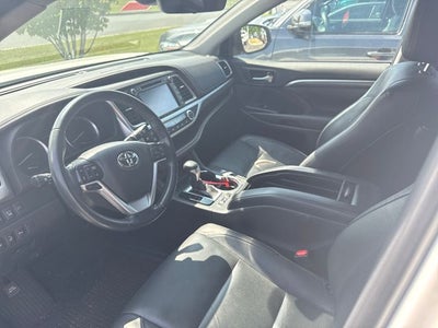 2019 Toyota Highlander Limited Platinum