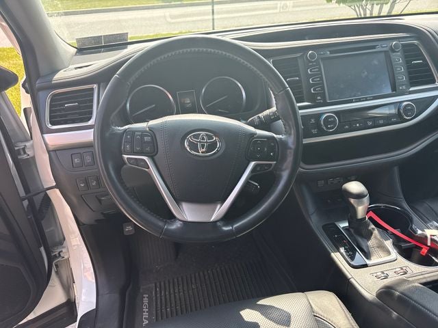 2019 Toyota Highlander Limited Platinum