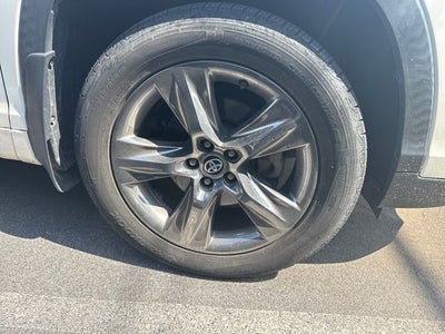 2019 Toyota Highlander Limited Platinum