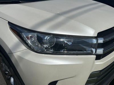 2019 Toyota Highlander Limited Platinum