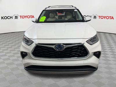 2021 Toyota Highlander Hybrid Platinum