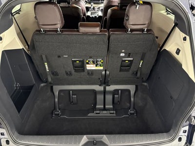 2024 Toyota Sienna Platinum 7 Passenger