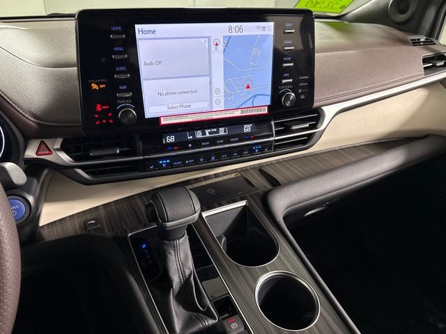 2024 Toyota Sienna Platinum 7 Passenger