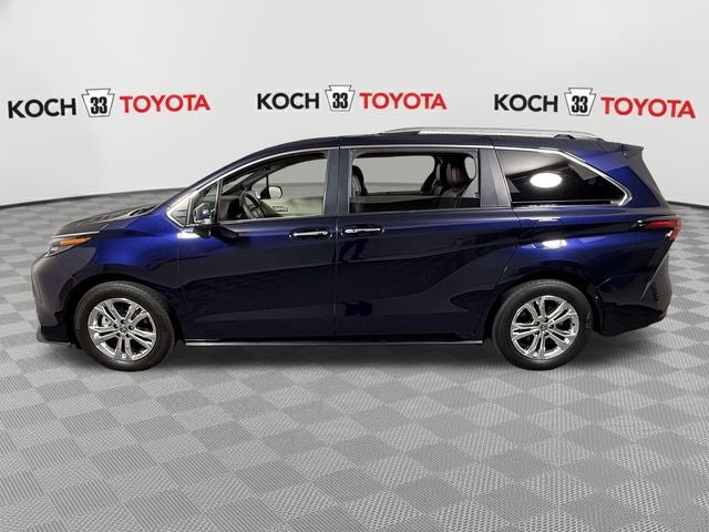 2024 Toyota Sienna Platinum 7 Passenger