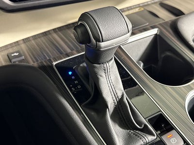 2024 Toyota Sienna Platinum 7 Passenger