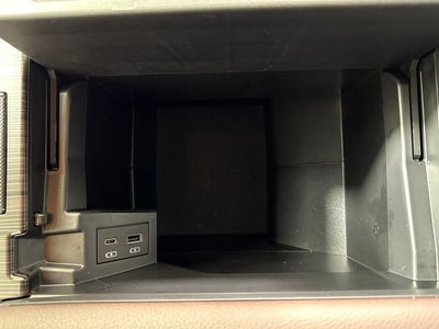 2024 Toyota Sienna Platinum 7 Passenger
