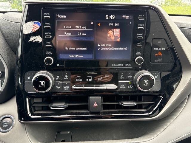 2022 Toyota Highlander XLE