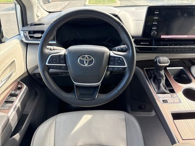 2024 Toyota Sienna XLE 7 Passenger