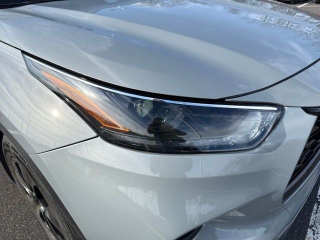 2024 Toyota Highlander Hybrid XLE Nightshade