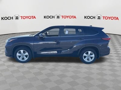 2023 Toyota Highlander LE