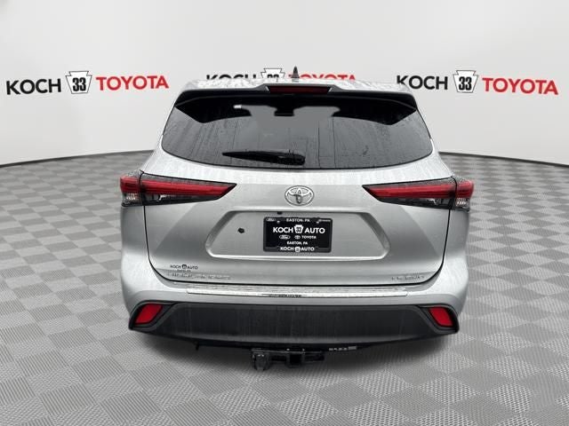 2023 Toyota Highlander LE