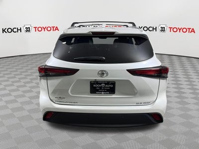 2025 Toyota Highlander XLE