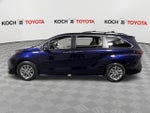 2022 Toyota Sienna XLE 8 Passenger