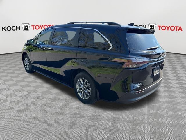 2023 Toyota Sienna XLE 7 Passenger