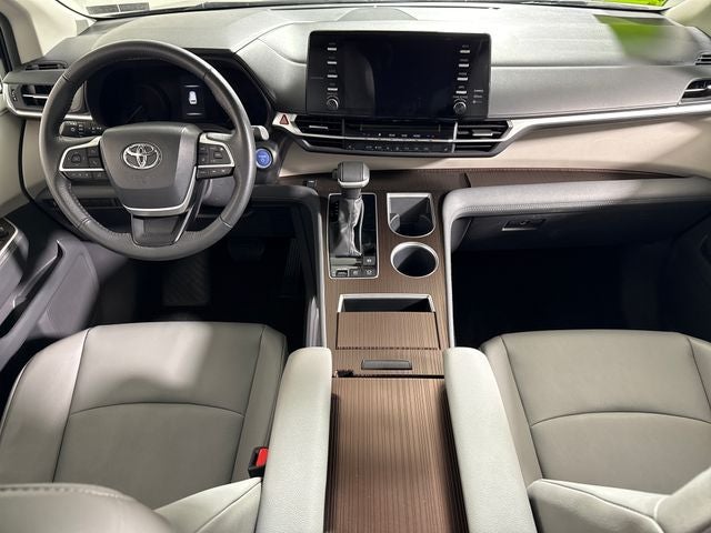 2023 Toyota Sienna XLE 7 Passenger