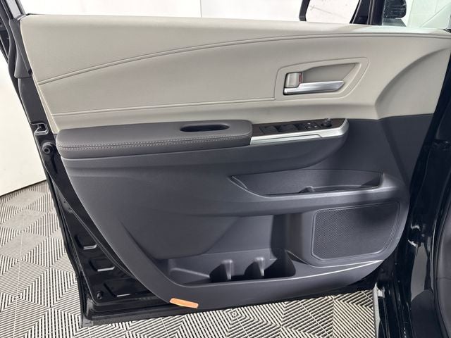 2023 Toyota Sienna XLE 7 Passenger