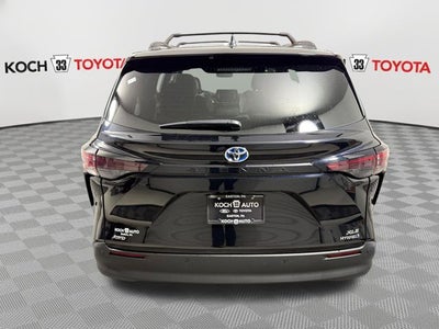2023 Toyota Sienna XLE 7 Passenger