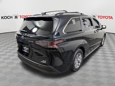 2023 Toyota Sienna XLE 7 Passenger