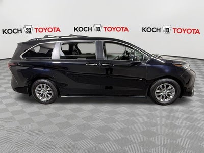2023 Toyota Sienna XLE 7 Passenger