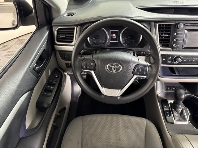 2018 Toyota Highlander LE