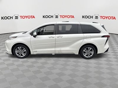 2021 Toyota Sienna Limited 7 Passenger