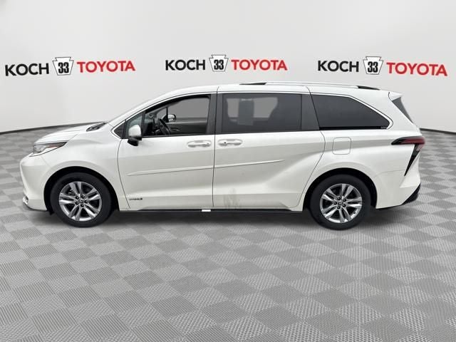 2021 Toyota Sienna Limited 7 Passenger
