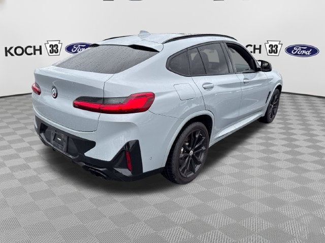 2023 BMW X4 M40i