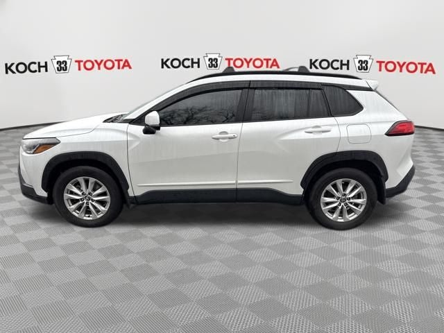 2022 Toyota Corolla Cross LE