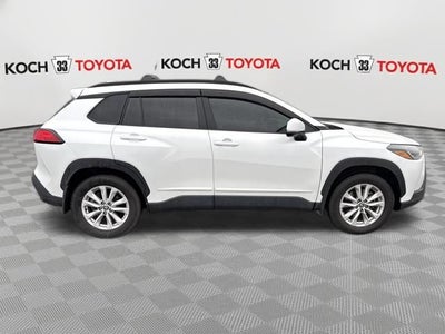2022 Toyota Corolla Cross LE
