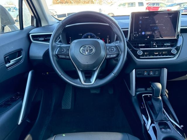 2024 Toyota Corolla Cross XLE