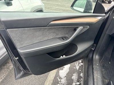 2024 Tesla Model Y Long Range