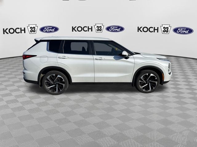 2022 Mitsubishi Outlander ES