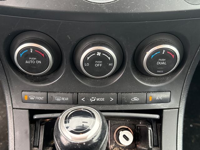 2013 Mazda Mazda3 i Touring