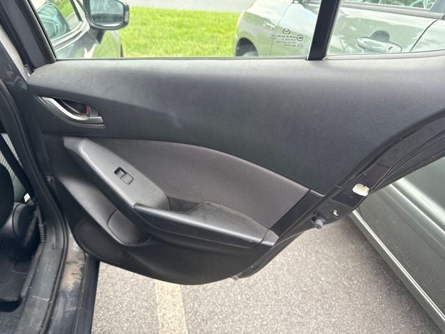 2016 Mazda Mazda3 i Touring