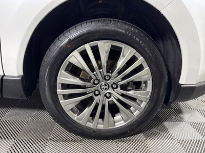 2023 Toyota Venza XLE