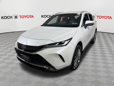2023 Toyota Venza XLE