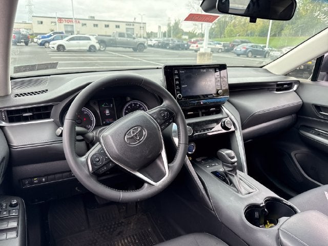 2022 Toyota Venza LE