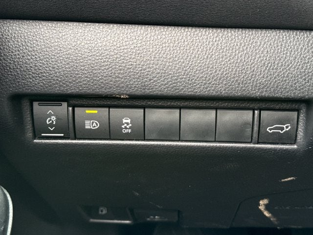 2022 Toyota Venza LE